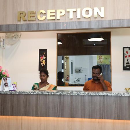 Hotel Rk - Temple Stay Thanjavur Exteriér fotografie